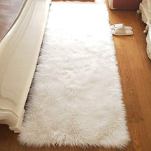 Load image into Gallery viewer, Noahas Luxury Fluffy Rugs Bedroom Furry Carpet Bedside Sheepskin Area Rugs Children Play Princess Room Decor Rug, 2ft x 3ft, White
